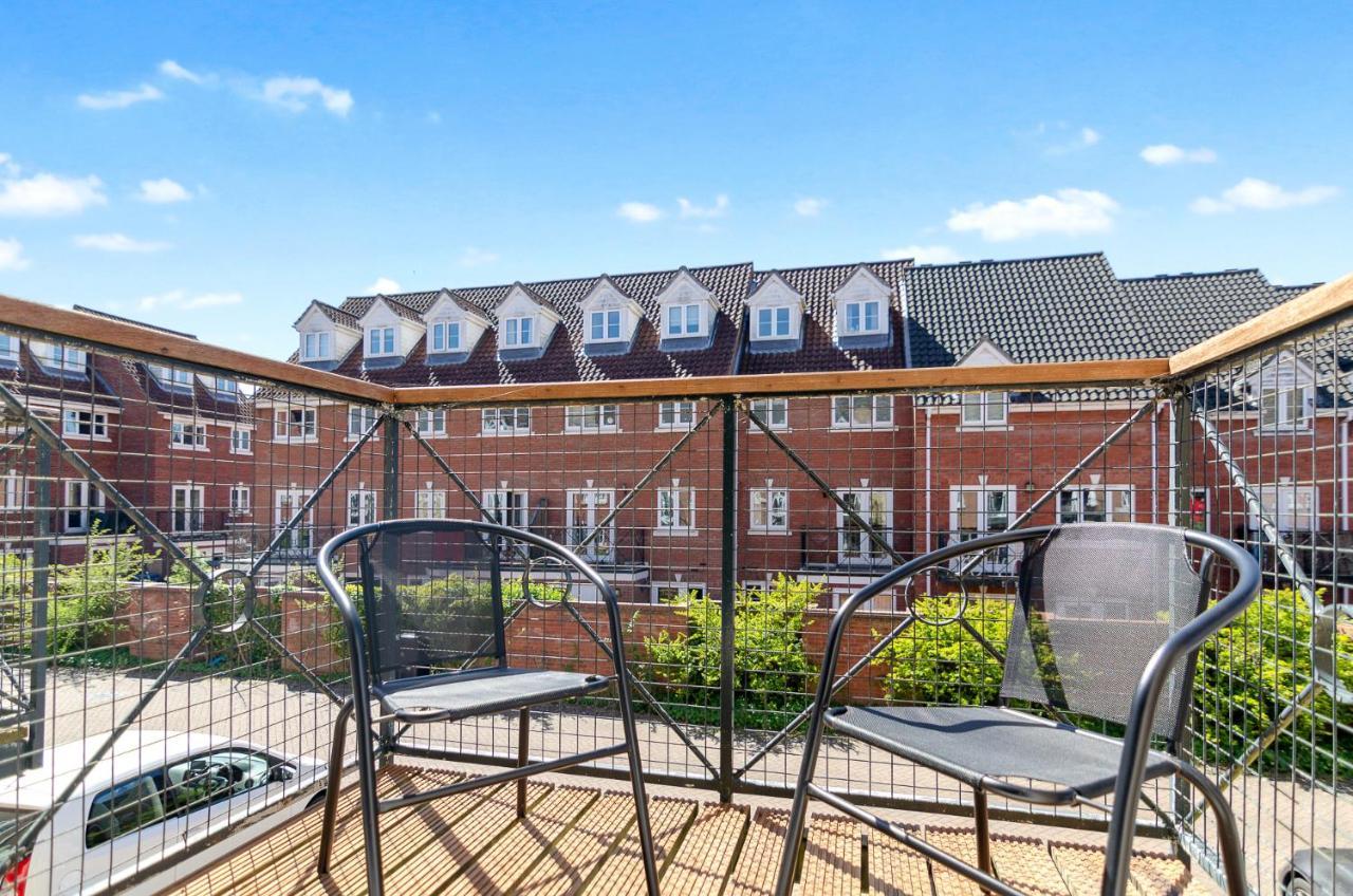 4Br Townhouse Wbalcony Free Parking Fast Wi-Fi Villa Norwich Bagian luar foto