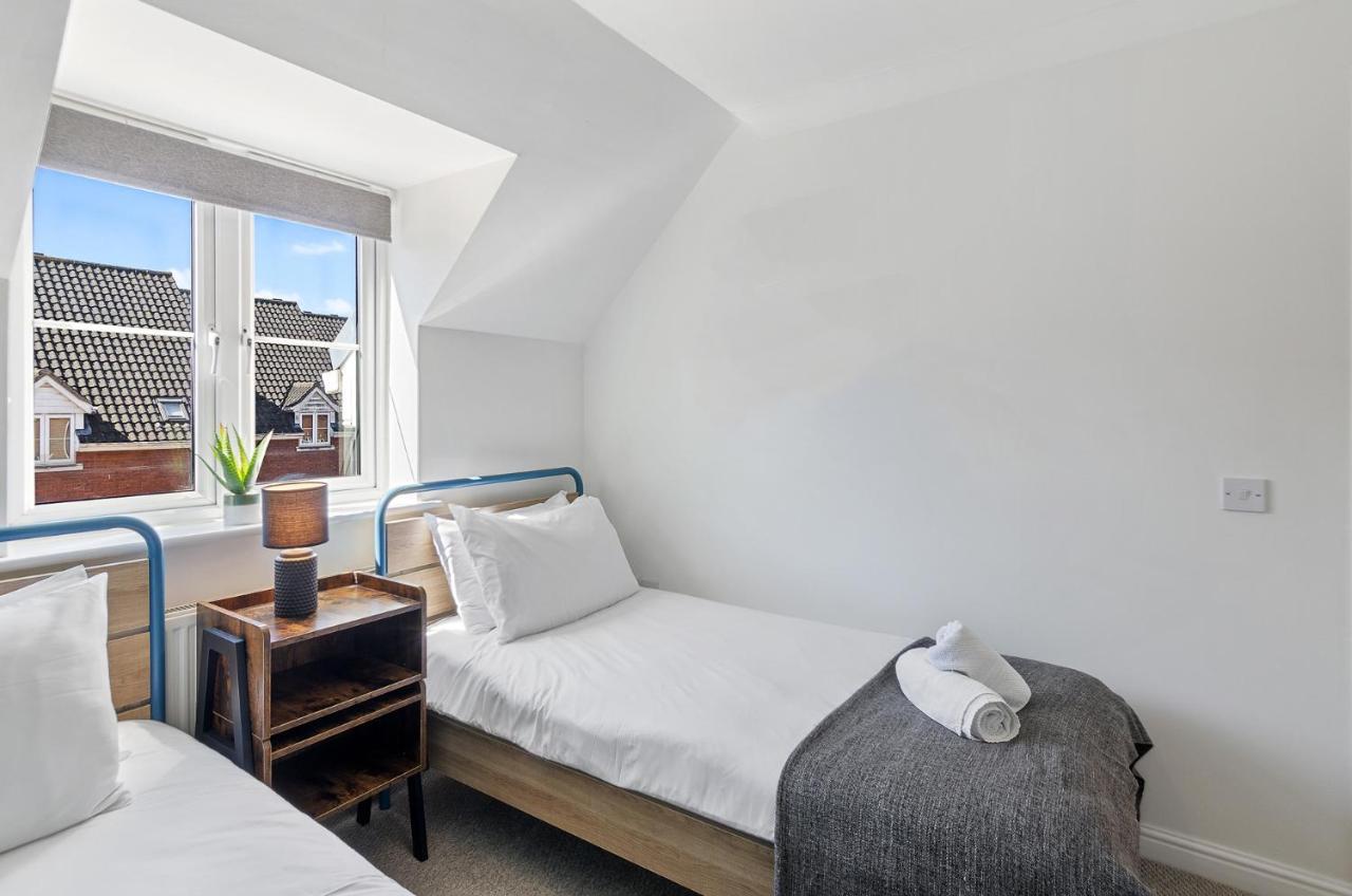 4Br Townhouse Wbalcony Free Parking Fast Wi-Fi Villa Norwich Bagian luar foto