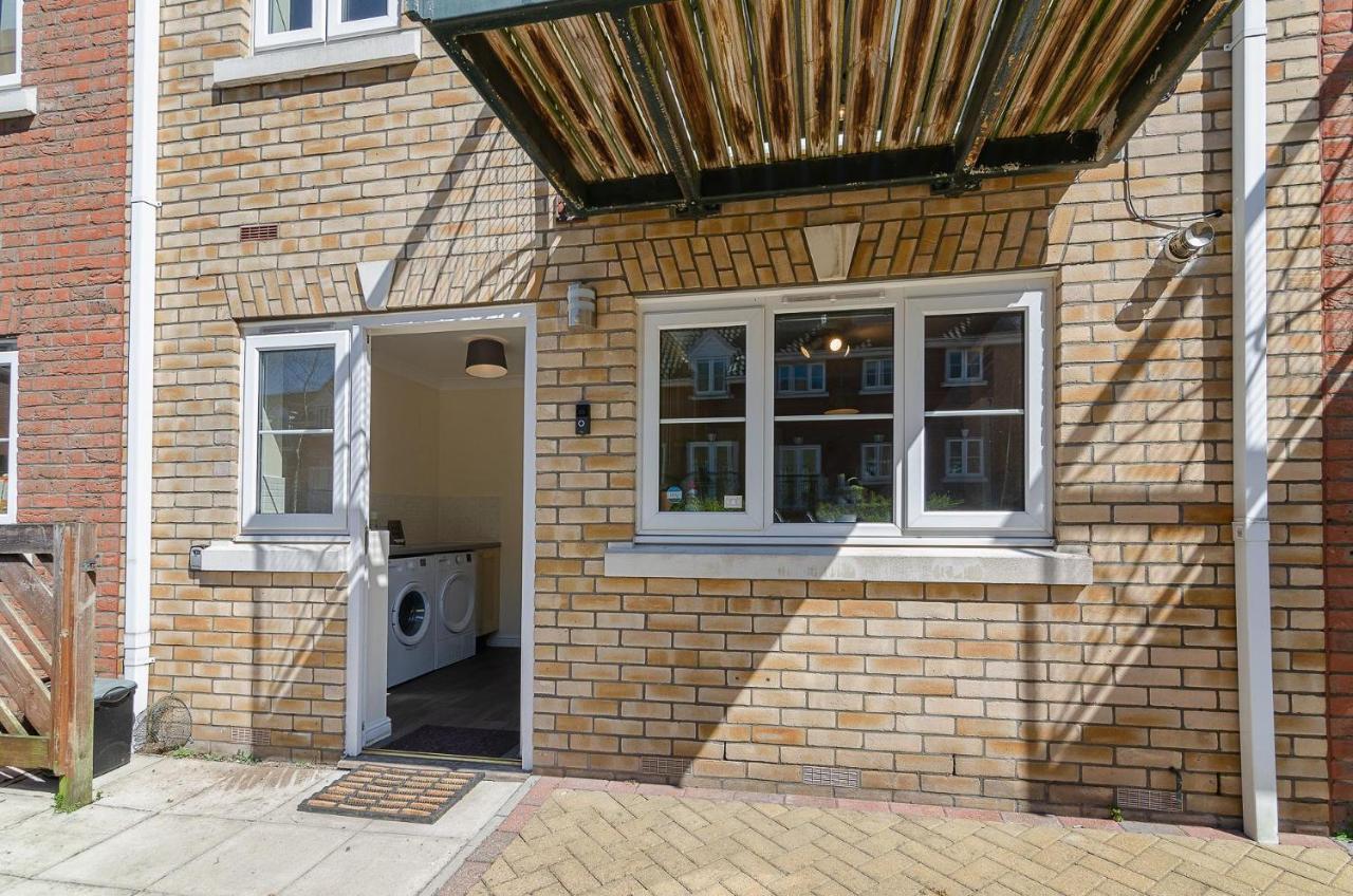 4Br Townhouse Wbalcony Free Parking Fast Wi-Fi Villa Norwich Bagian luar foto